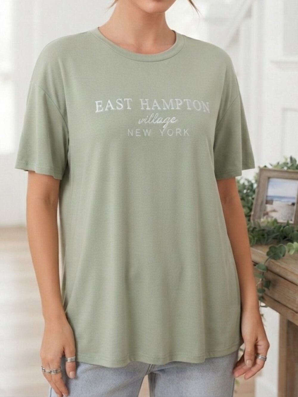 SHEIN East Hampton Village New York Sage Green Graphic T-Shirt Size Small